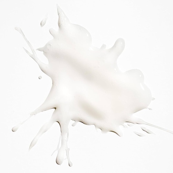 Briogeo be gentle be kind aloe + oat milk ultra soothing detangler - Picture 3 of 3